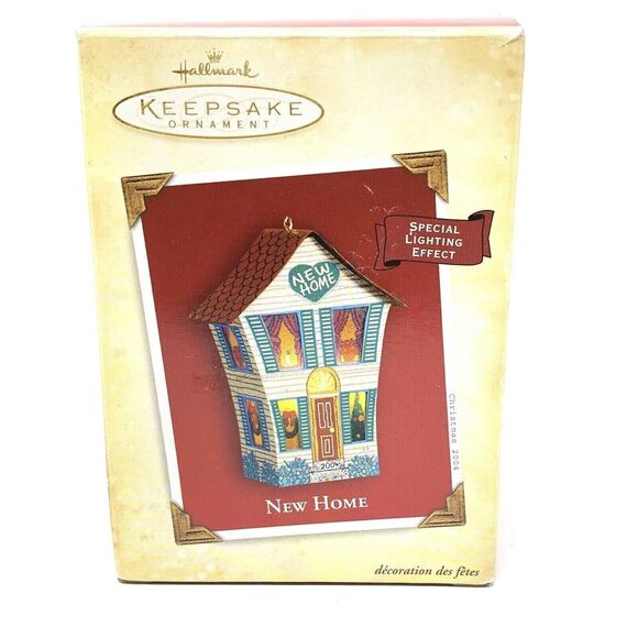 Hallmark Christmas Ornament 2004 New Home Special Lighting Effect Tin - Picture 7 of 8